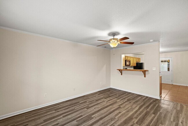 Photo - Adorable townhome with beautiful upgrades!
