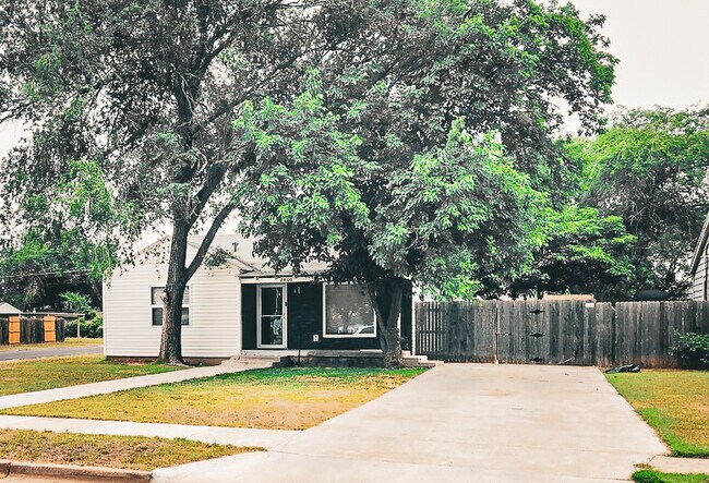 Photo - 2801 36th St House