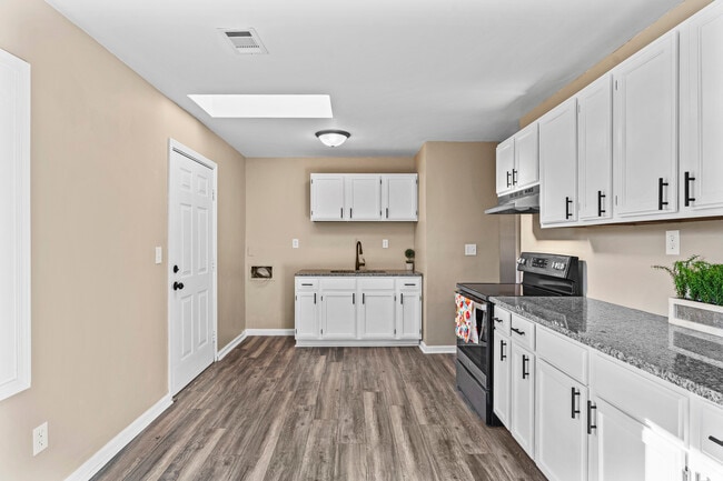 Photo - 3465 Alamosa Dr