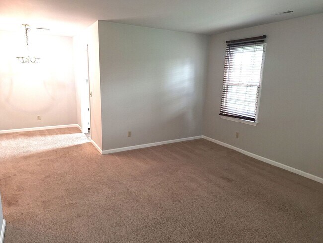 Photo - 2 bedroom/ 2 bathroom- Campus Court Unidad 7