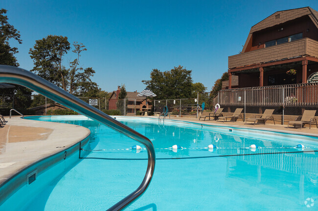 Building Photo - Cedar Heights Rental