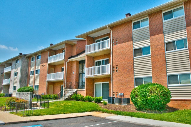 Harbour Manor