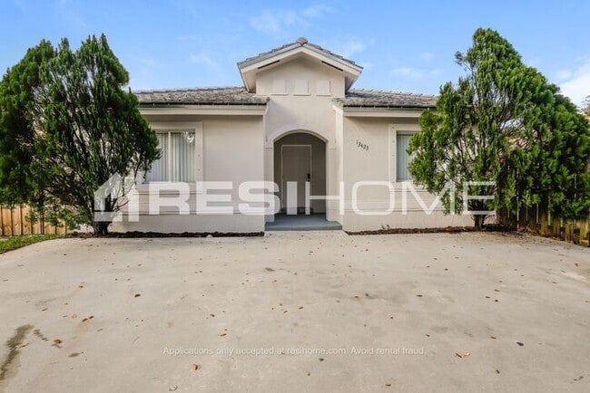 Building Photo - 13423 SW 256th St