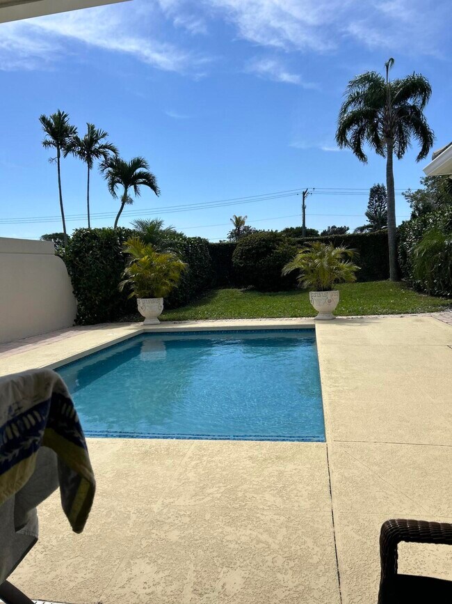 4248 Royal Oak Dr Townhome Townhome Rental in Palm Beach Gardens FL