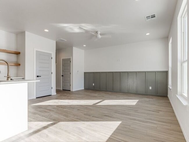 Building Photo - Norman - Close to Campus! 3 Bed, 2.5 Bath ... Rental