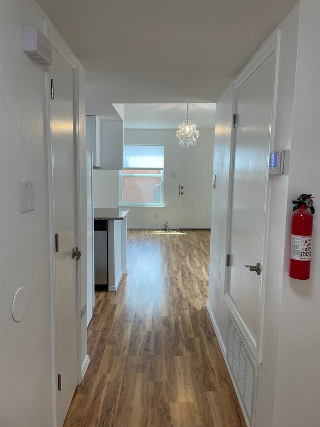Photo - 2604 Muriel St NE
