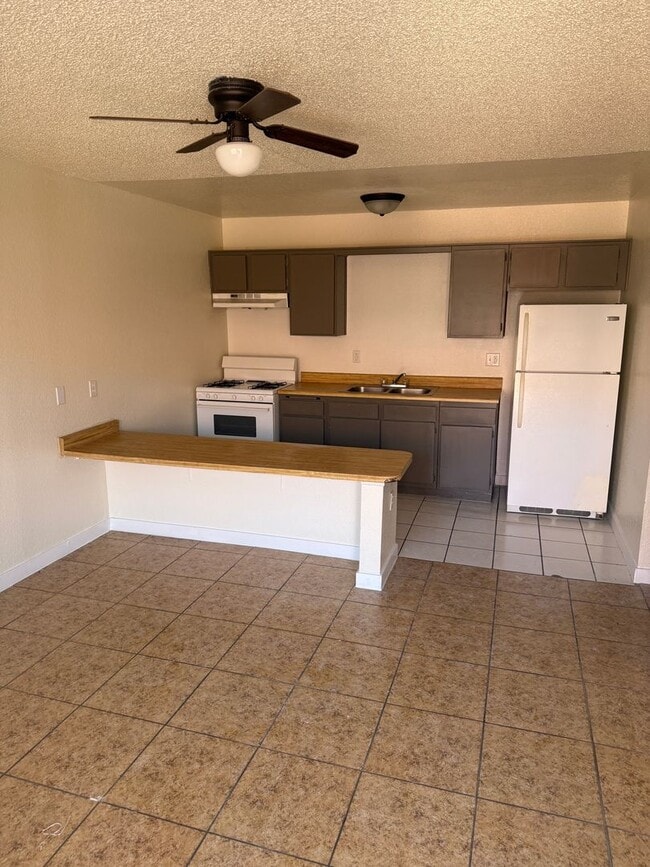Photo - Agua Caliente Apartments