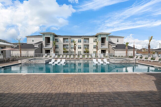Outdoor Swimming Pool