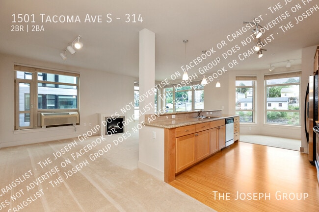 Photo - 1501 Tacoma Ave S House