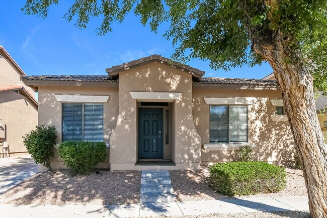 Building Photo - 327 N 76th Pl