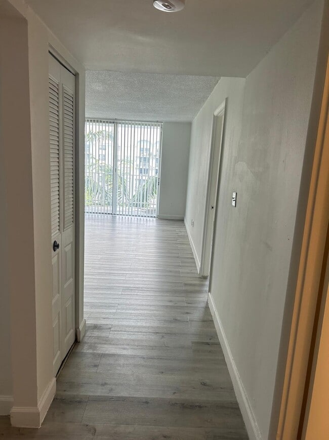 Building Photo - 496 NW 165th St