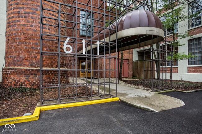 Photo - 611 N Park Ave Unidad 401 Rental