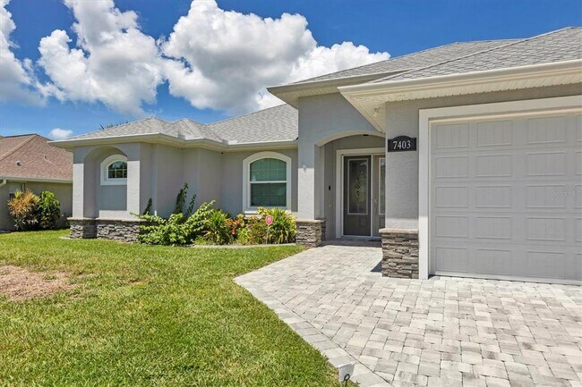 7403 Snow Dr