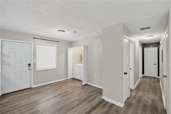 Photo - 1351 Eason St NW