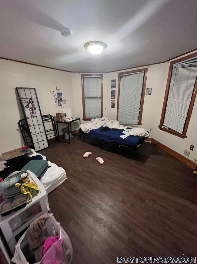 739 Parker St Unit 2