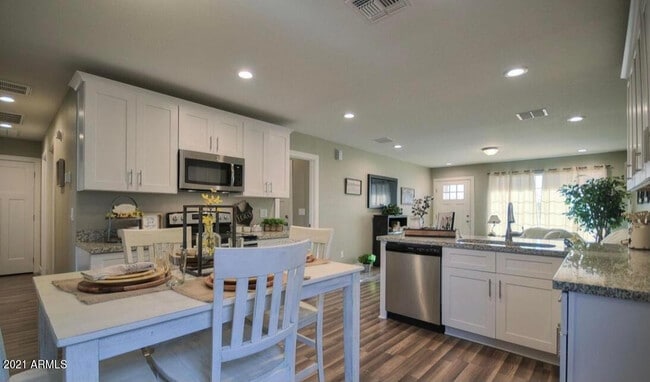 Photo - 4277 W Taylor St