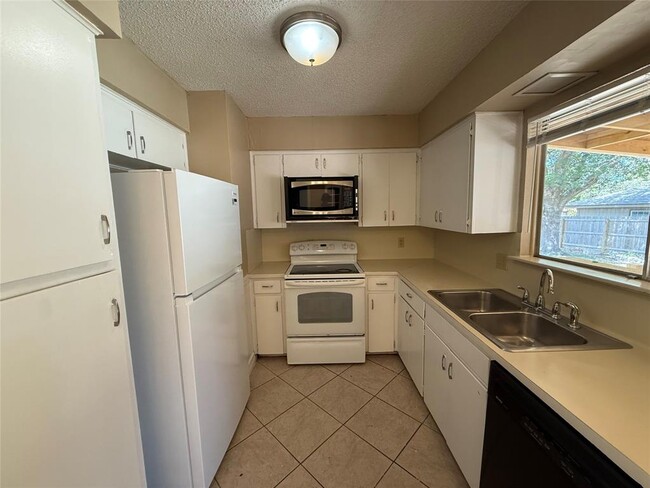 1510 Glen Burnie Dr