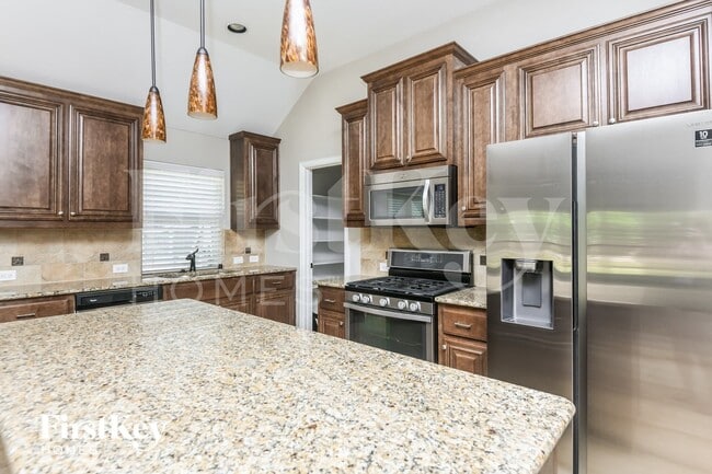 Photo - 964 Tara Dr