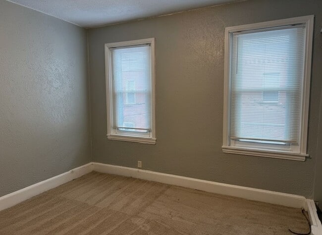 Photo - Great 2 bedroom available NOW!