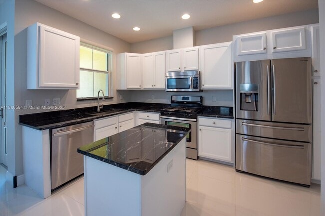 Photo - 12410 NW 33rd St
