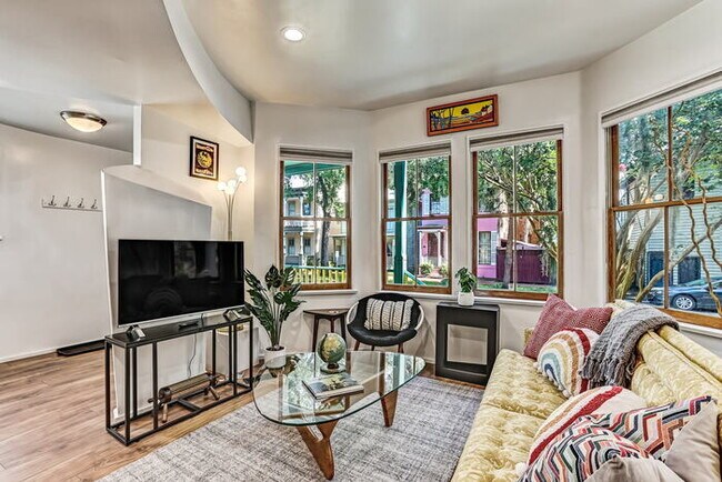 Photo - Design on Duffy