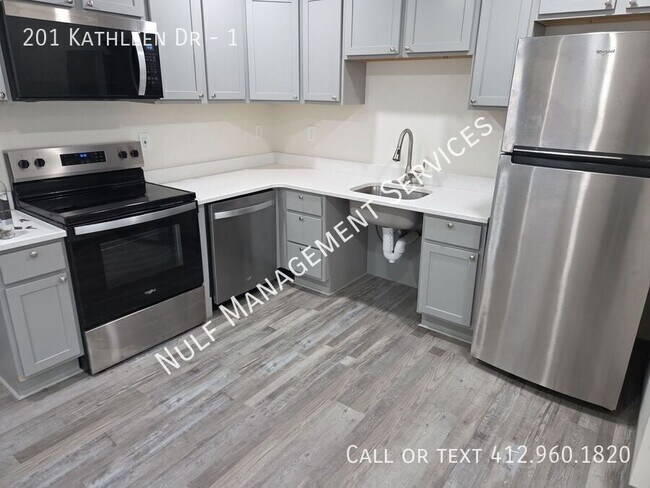 Building Photo - 201 Kathleen Dr Unit 1