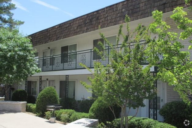 San Pedro Village Apartments, 4209 San Pedro Dr NE, Albuquerque, NM 87109 - San Pedro Village Rental