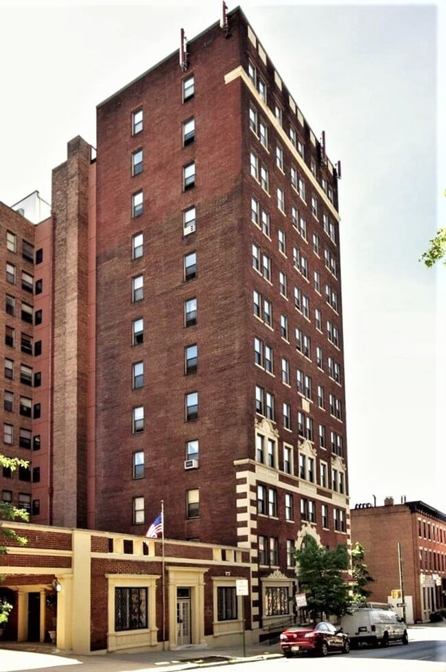 Cozy Mt Vernon Efficiency Studio w/ W/D in... - Cozy Mt Vernon Efficiency Studio w/ W/D in... House