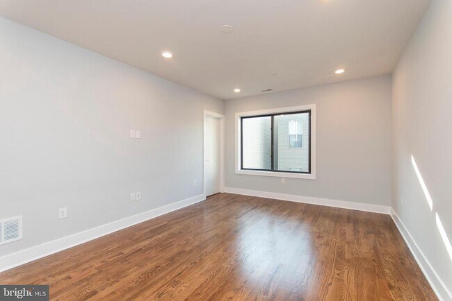 Photo - 814 N Uber St Unit 6