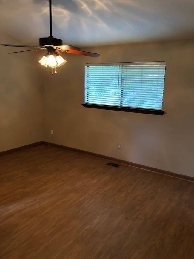 Photo - Two-Story 2 bed/2bath townhouse off Park Avenue!