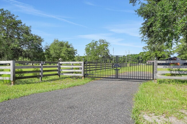Building Photo - 5854 County Road 315C