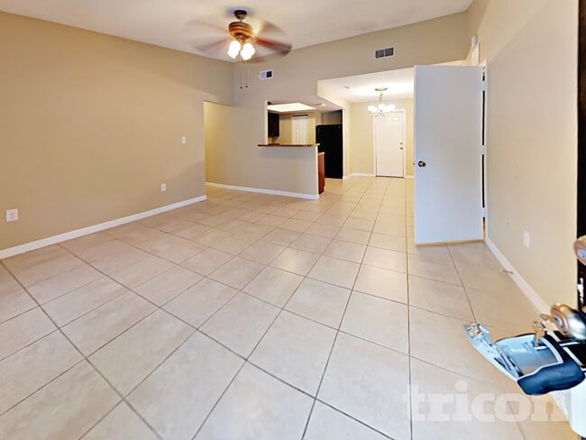 Photo - 5360 Alhambra Way S