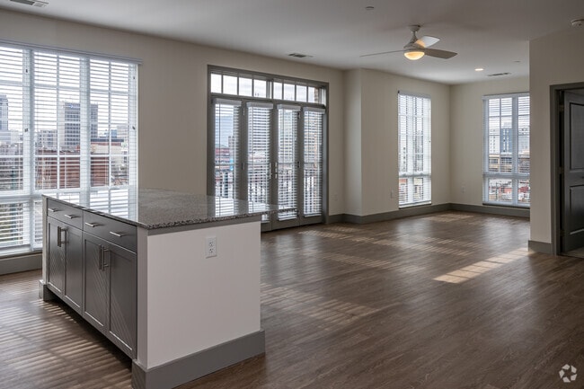 2 BR, 2 BA - 1,313SF