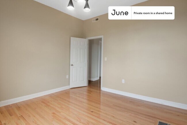 Photo - Room in Shared 4 bed/1 bath home Unidad B