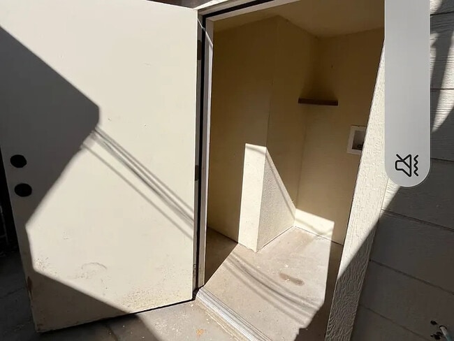 Photo - 317 S Broadway Unit B