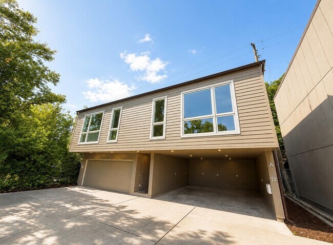 Building Photo - 1412 Sul Ross St Unit A