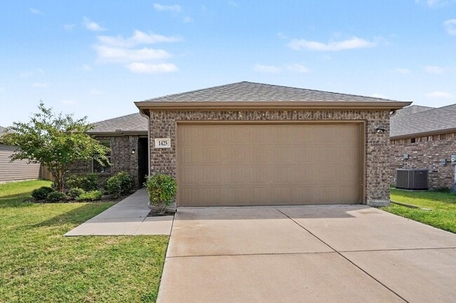 Photo - 1425 Waverley Dr