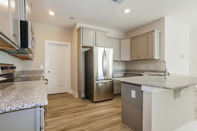 Photo - 1421 Feldspar Ct