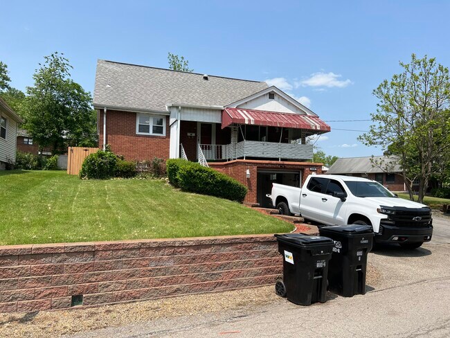 Photo - 1558 Jackson St House