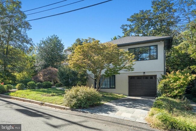 Building Photo - 4214 50th St NW