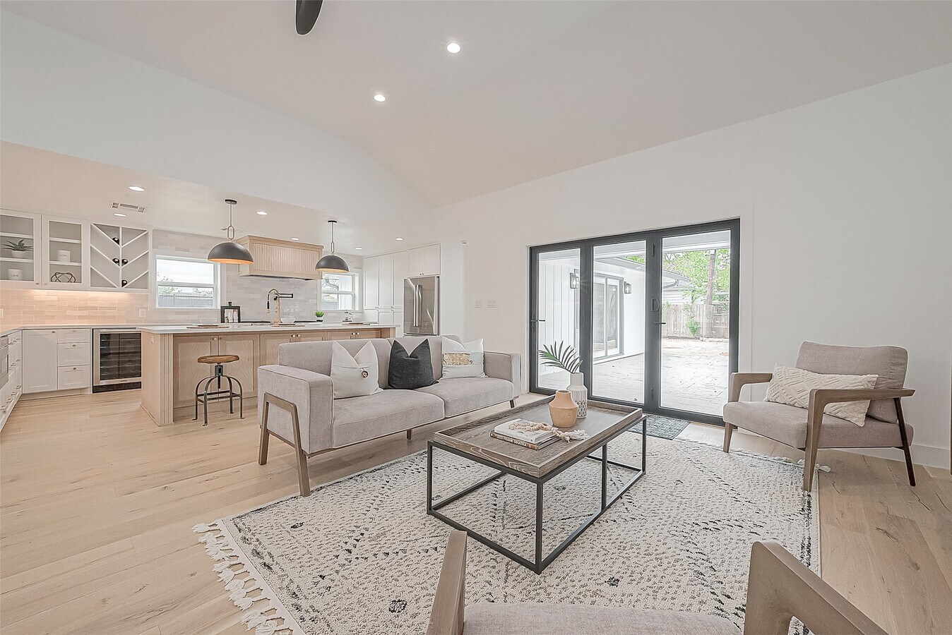 Photo - 6254 Locke Ln