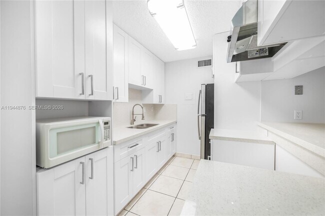 Photo - 7100 Fairway Dr Unit K6