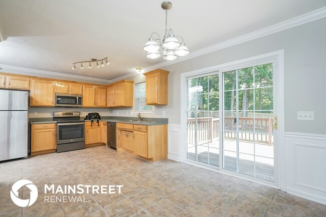 Photo - 2024 Summit Ln