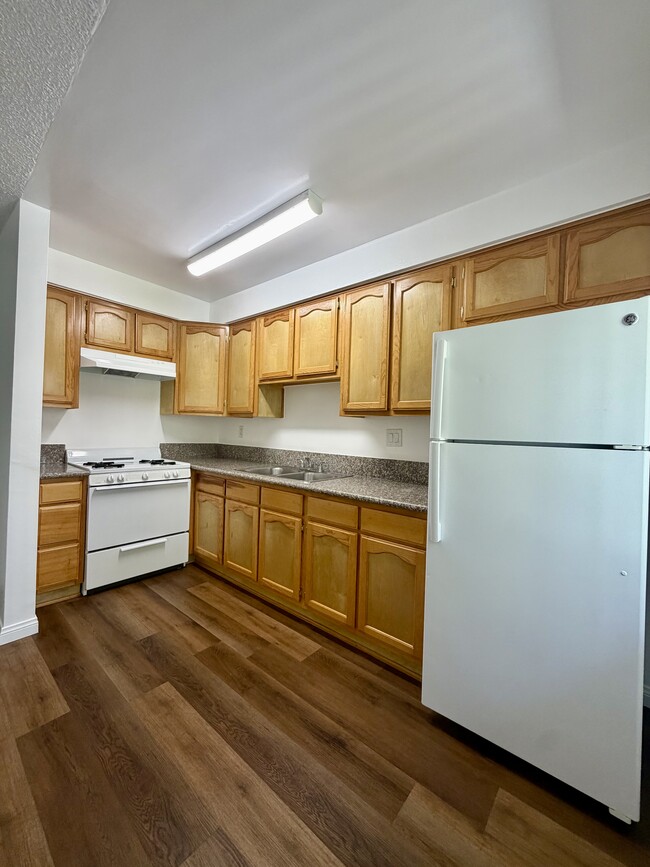 Photo - 4956 118th W Pl Unit I