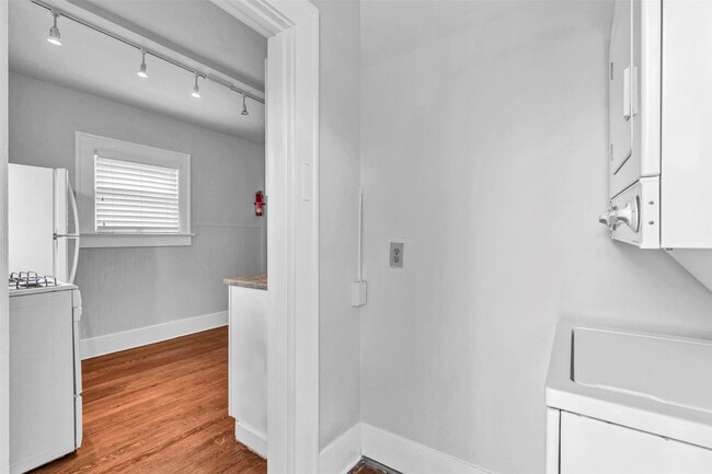 Photo - 1320 W Pierce St Unit True
