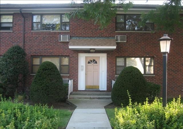 Building Photo - 170 Myrtle Ave Unit A-3 Rental