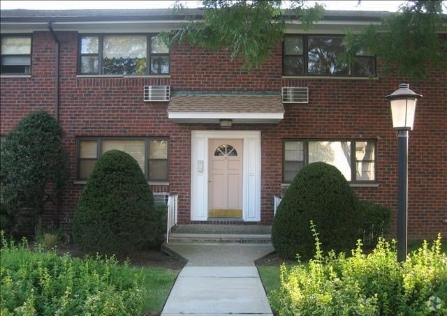 Building Photo - 170 Myrtle Ave Unit A-3 Rental