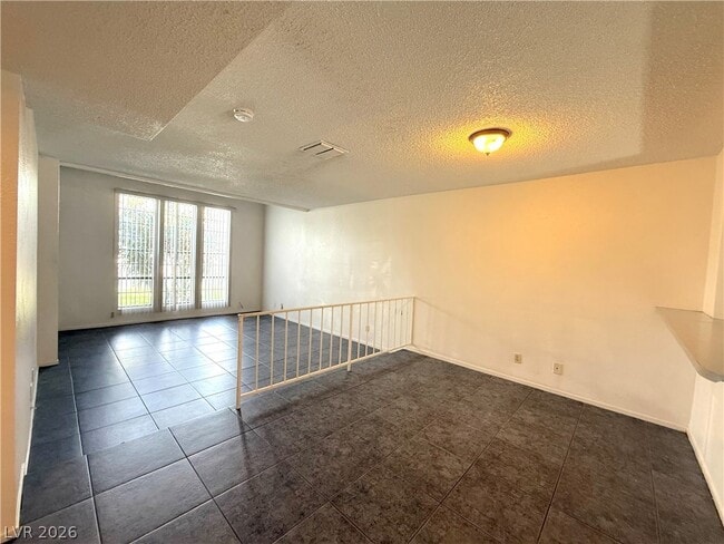 Building Photo - 6544 Ironbark Ln