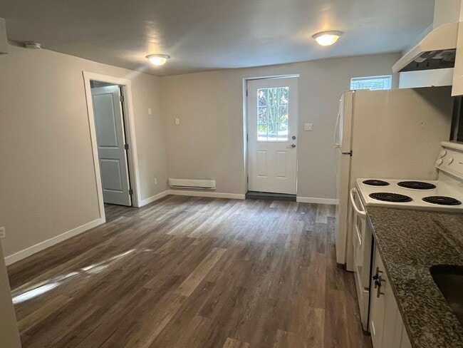 Photo - 1501 Stayte Rd