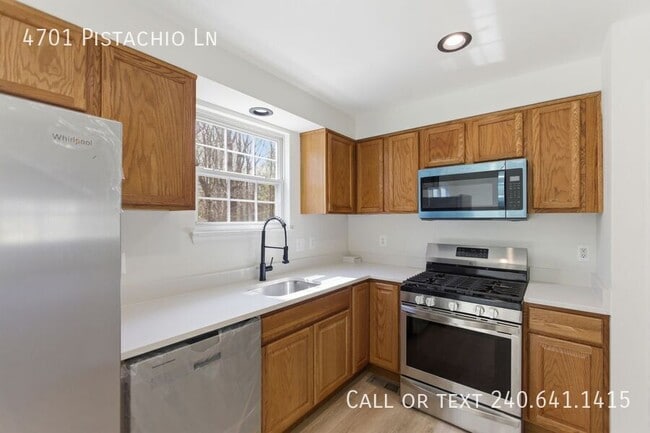 Photo - 4701 Pistachio Ln